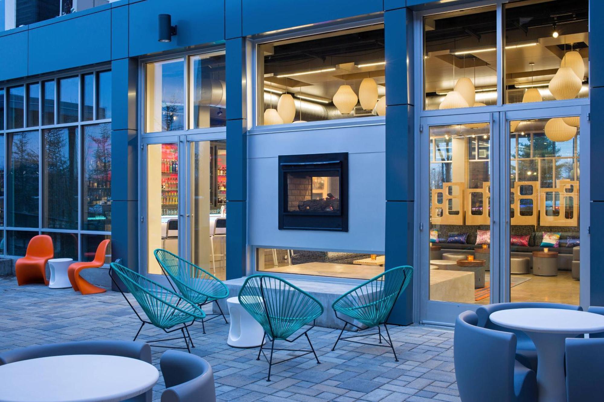 Hotel Aloft East Louisville