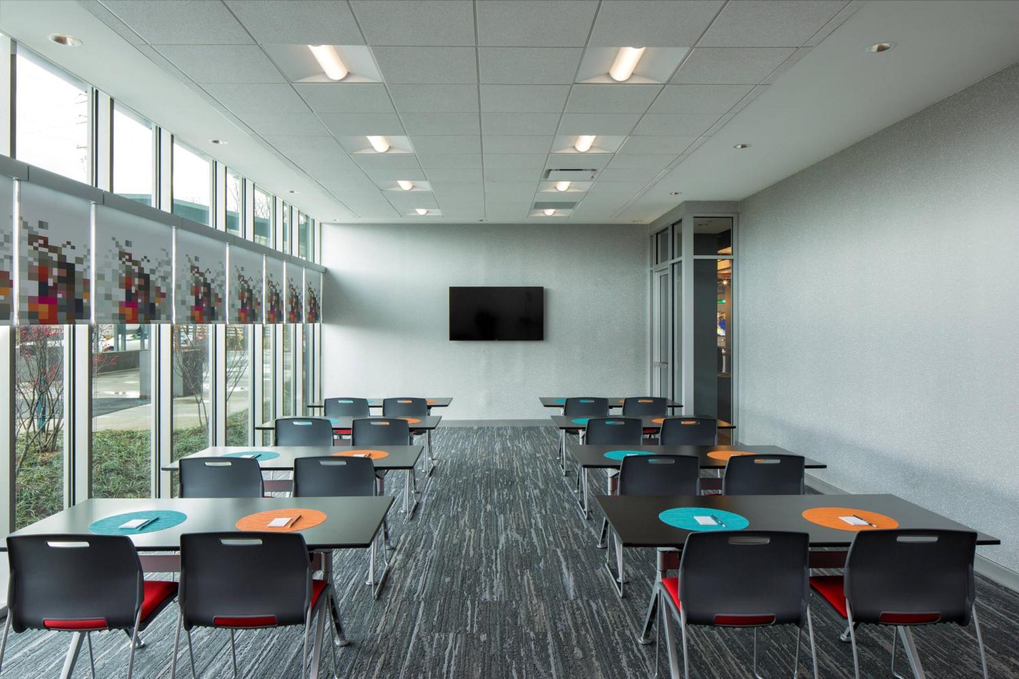 Aloft East Louisville-Jefferson County